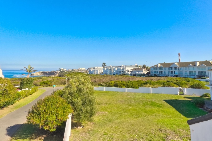 3 Bedroom Property for Sale in Eastcliff Western Cape